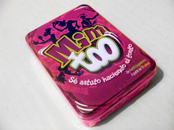 http://www.jugamostodos.org/images/stories/Juegos/JuegosEspana/Asmodee/mimtoo%20-%2003.jpg