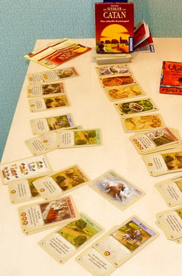 http://www.jugamostodos.org/images/stories/Juegos/JuegosEspana/Devir/catan%20-%20cartas%203-4%20%20-%2001.jpg